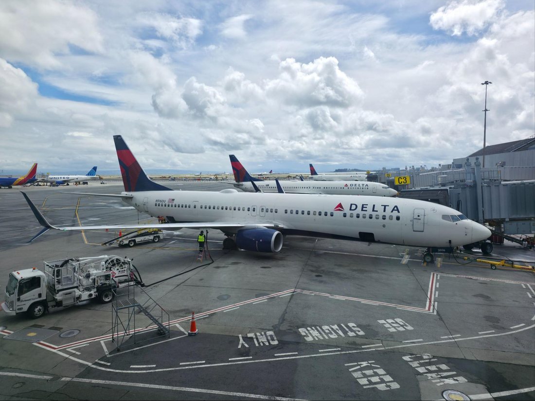 アメリカ留学の渡航費用(航空券)イメージ